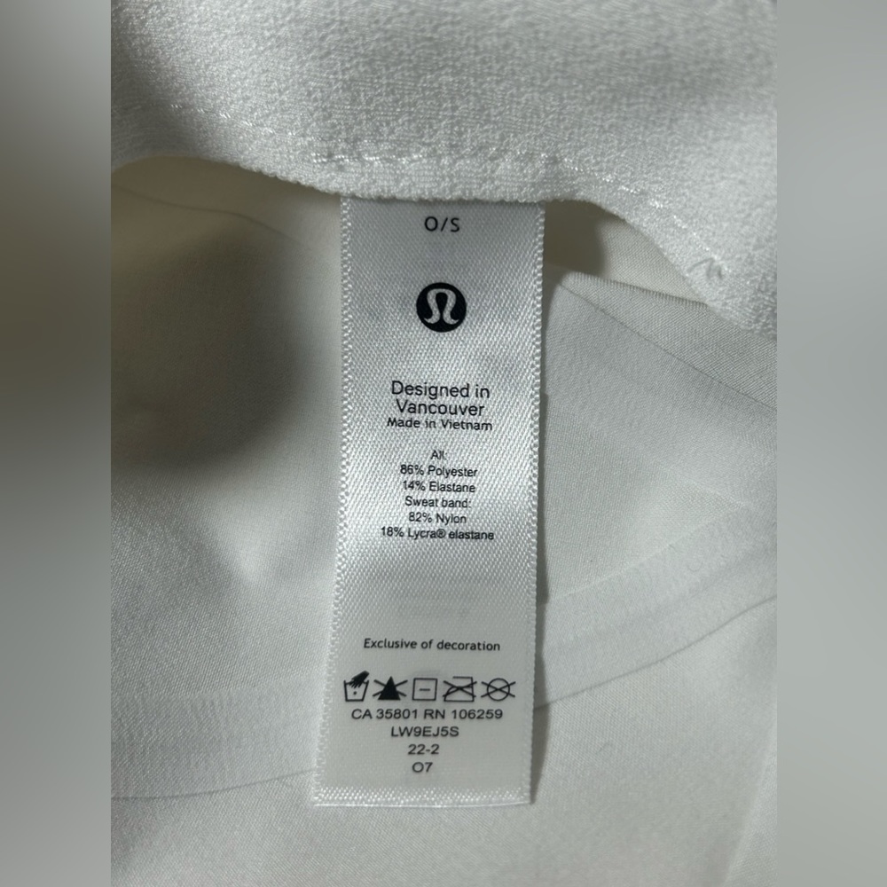 Lululemon Hat Cap Womens Strap Back White Running Jog Cycling Walk Pride Gym - Picture 13 of 14